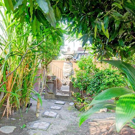 Oyo Life 93284 Kos Cendana Raya Hotel Mataram Bagian luar foto