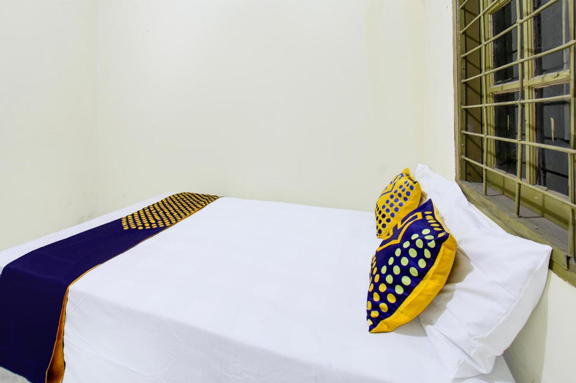 Oyo Life 93284 Kos Cendana Raya Hotel Mataram Bagian luar foto