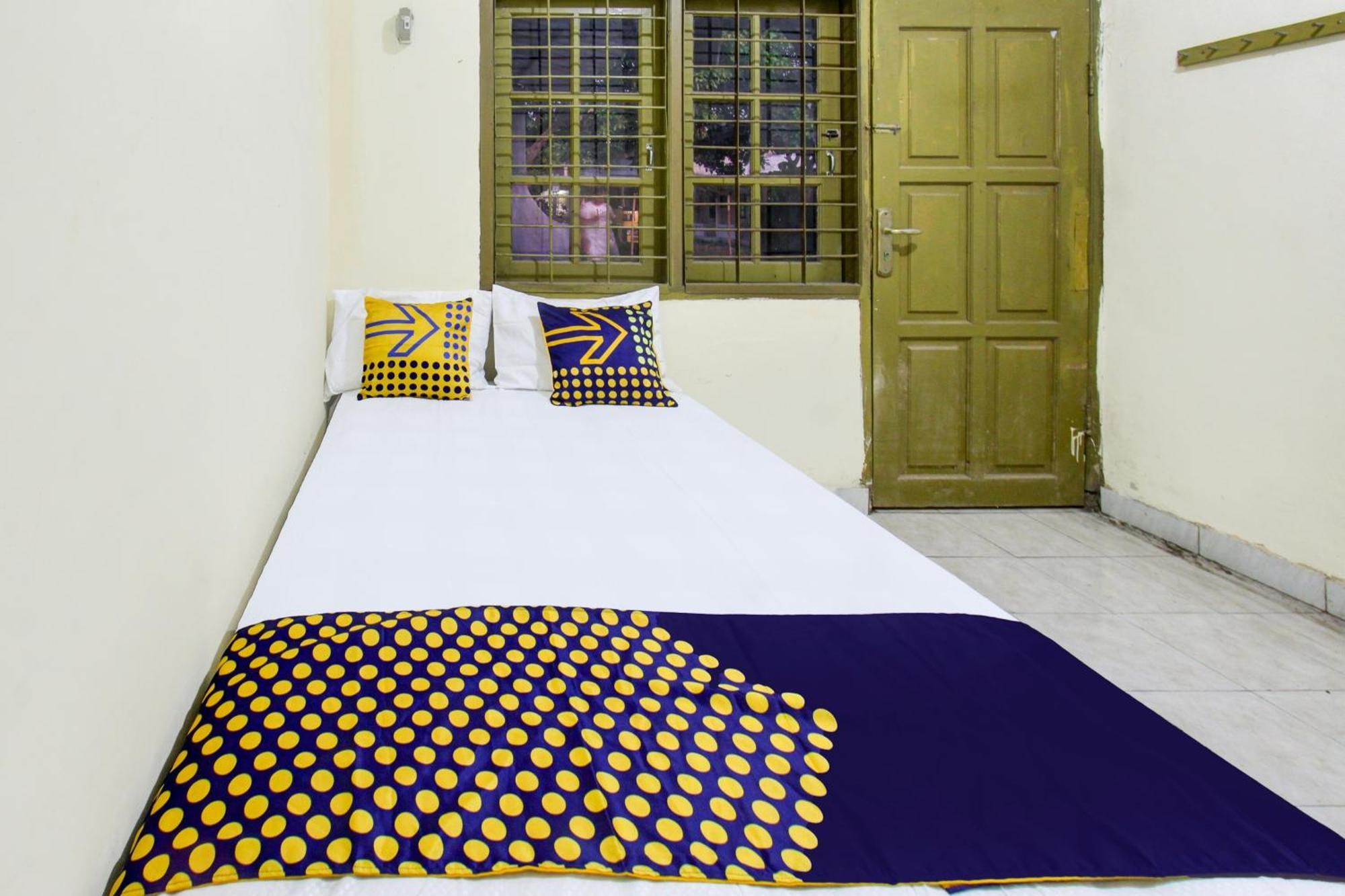 Oyo Life 93284 Kos Cendana Raya Hotel Mataram Bagian luar foto